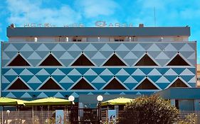 Hotel Lido Garda  3*